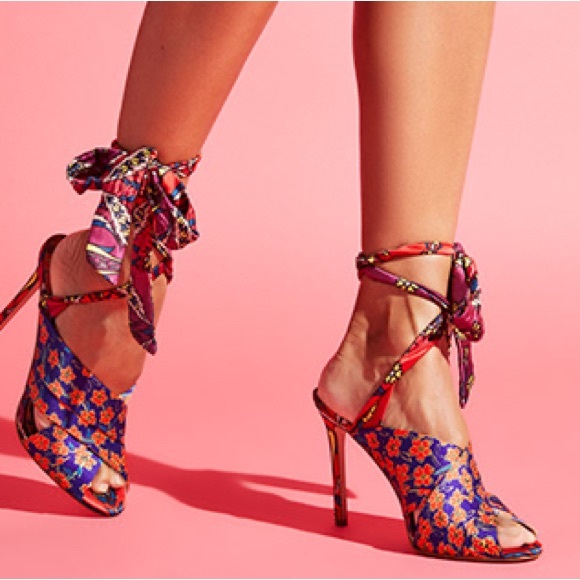 Jessica Simpson Shoes - Jessica Simpson Jestella Knotted Scarf Tie Pumps